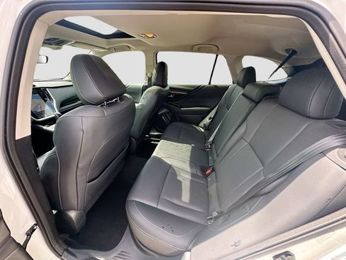 Used 2022 Subaru Outback Limited AWD/4WD image 24