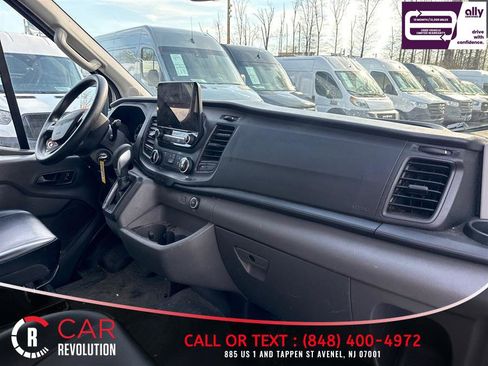 Used 2020 Ford Transit 250 Medium Roof AWD image 8