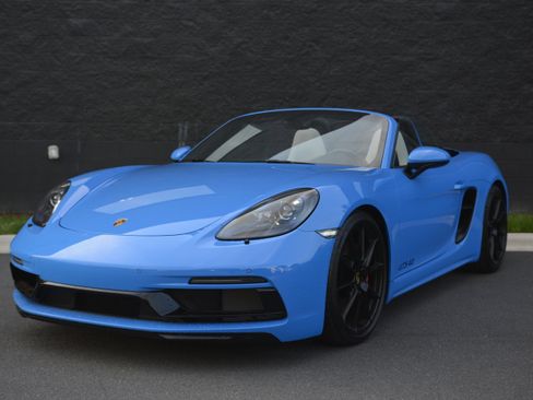 Certified 2025 Porsche 718 Boxster GTS image 33