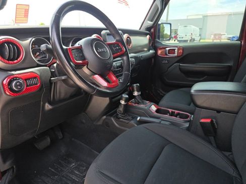 Used 2021 Jeep Gladiator Sport AWD/4WD image 27