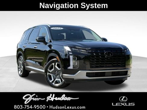 Used 2023 Hyundai Palisade Limited AWD/4WD image 1