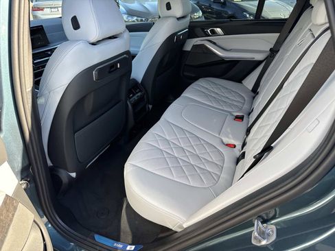 New 2026 BMW X5 xDrive40i w/ Executive Package image 17