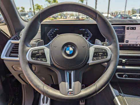 Used 2024 BMW X5 M60i w/ Climate Comfort Package image 18