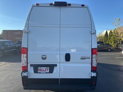 Used 2023 RAM ProMaster 3500 image 16