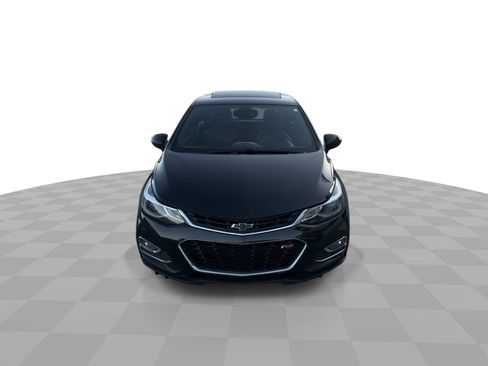 Used 2018 Chevrolet Cruze Premier image 3