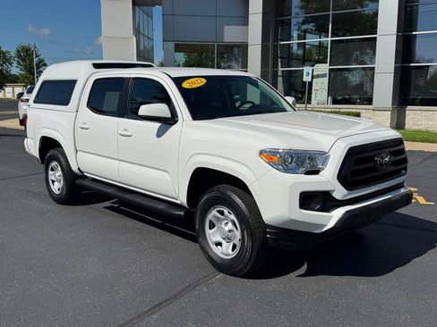 Certified 2022 Toyota Tacoma SR w/ SR Convenience Package RWD image 1
