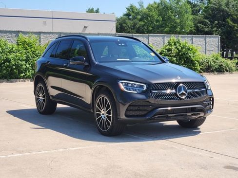 Used 2022 Mercedes-Benz GLC 300 image 4