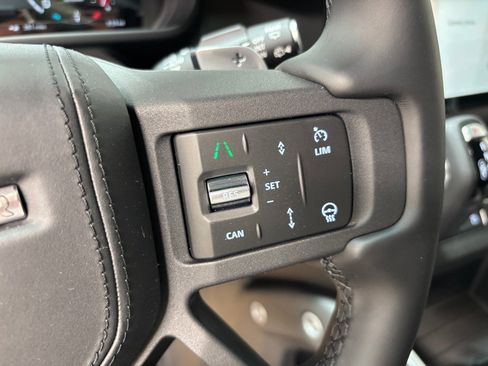 New 2025 Land Rover Defender 110 V8 image 20