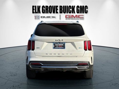 Used 2022 Kia Sorento S image 5