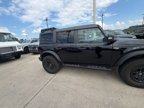 Used 2024 Ford Bronco Wildtrak AWD/4WD image 12