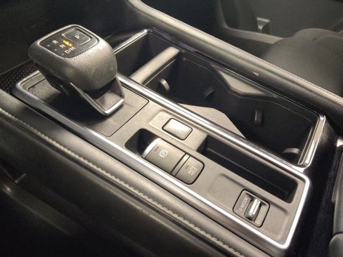 Used 2022 Nissan Pathfinder SV FWD image 26