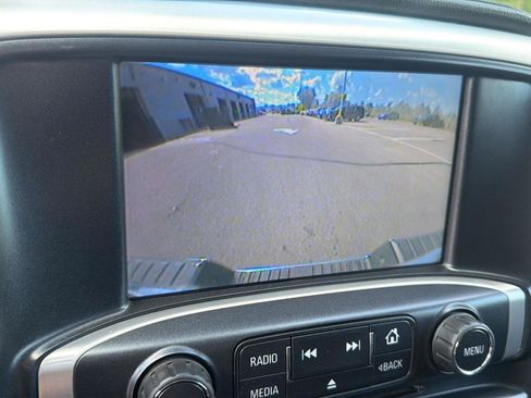 Used 2014 GMC Sierra 1500 SLT w/ SLT Preferred Package AWD/4WD image 25