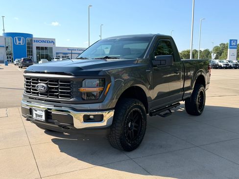 Used 2025 Ford F150 XL w/ Equipment Group 103A High AWD/4WD image 3