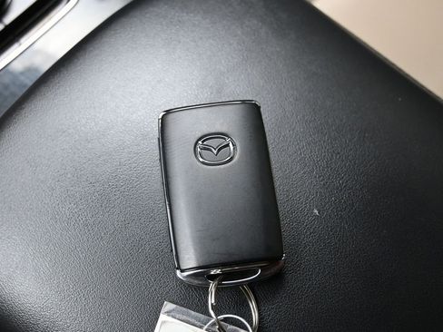 Used 2020 MAZDA MAZDA3 AWD Hatchback w/ Preferred Pkg image 26