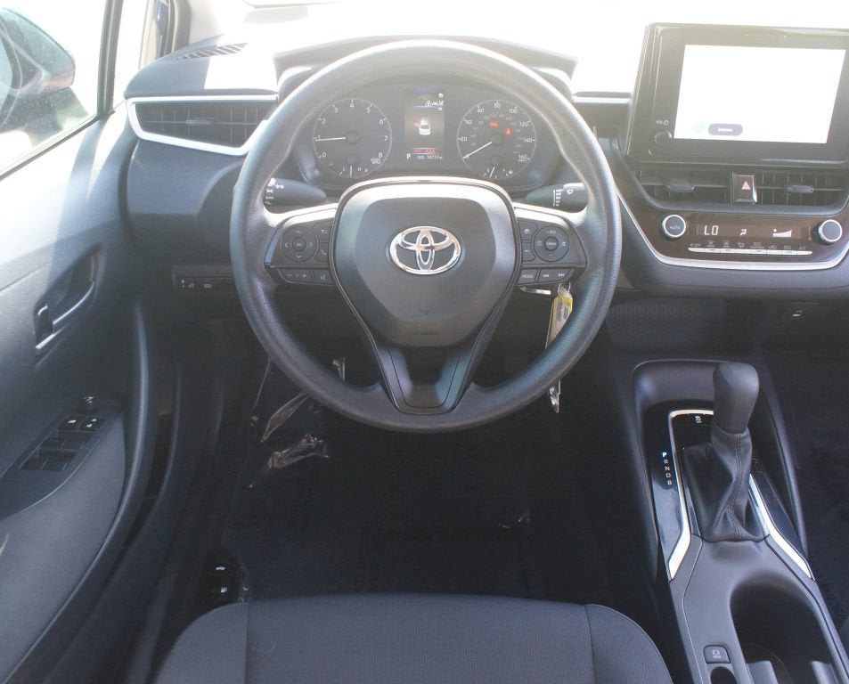 Used 2024 Toyota Corolla LE FWD image 5