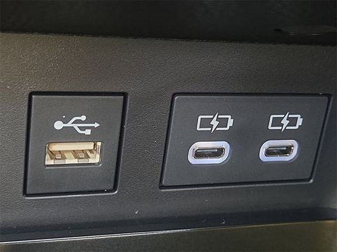 New 2026 Toyota Camry SE image 22