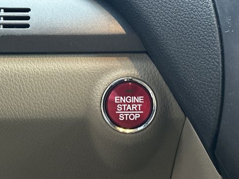 Used 2015 Acura RDX FWD w/ Technology Package image 19