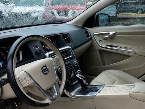 Used 2016 Volvo S60 T5 Premier FWD image 10