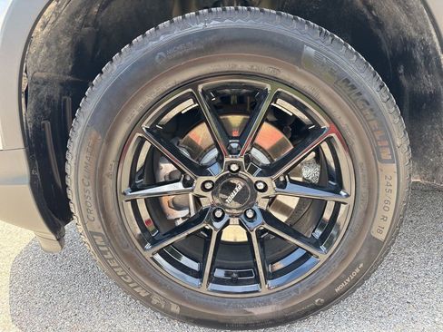 Used 2023 Honda Passport EX-L image 9