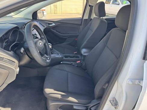 Used 2016 Ford Focus SE image 21