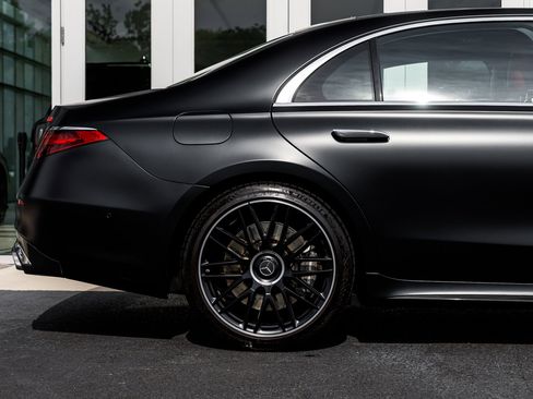 Used 2026 Mercedes-Benz S 63 AMG S image 22