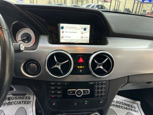 Used 2014 Mercedes-Benz GLK 350 2WD image 27