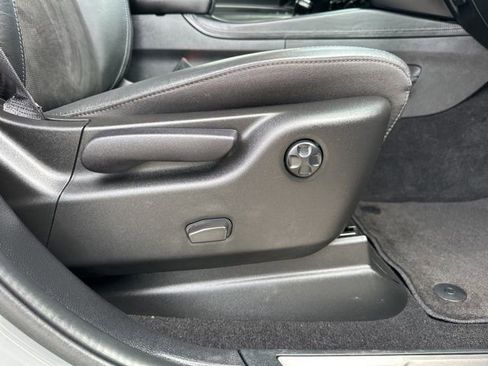 Used 2022 Dodge Durango GT image 50