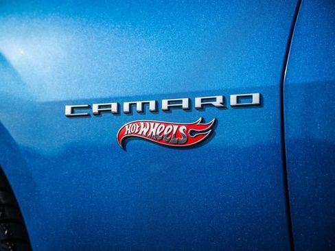 Used 2013 Chevrolet Camaro SS w/ Hot Wheels Special Edition image 30