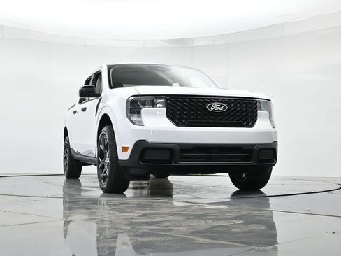 New 2025 Ford Maverick XLT w/ XLT Luxury Package image 33