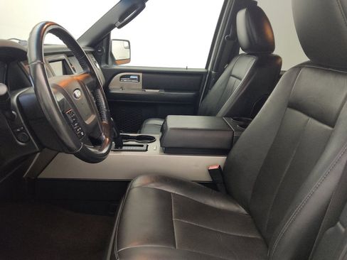 Used 2016 Ford Expedition EL XLT w/ Equipment Group 202A RWD image 17