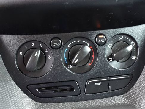 Used 2016 Ford Transit Connect XL FWD image 22