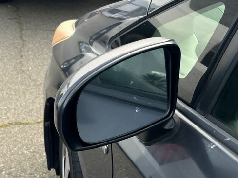 Used 2014 Toyota Prius Four image 20