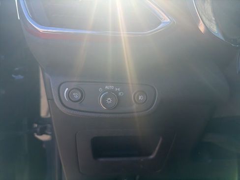 Used 2023 Chevrolet TrailBlazer RS w/ Convenience Package image 19