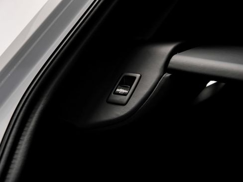 Used 2022 Rolls-Royce Cullinan AWD/4WD image 76