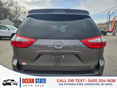 Used 2017 Toyota Sienna LE