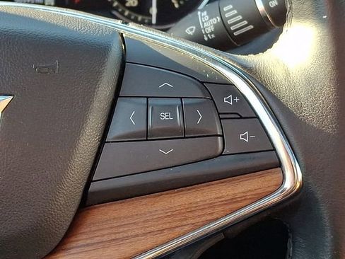 Used 2020 Cadillac XT5 Premium Luxury image 25