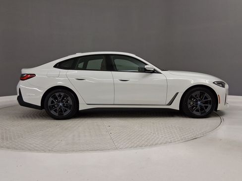 Used 2023 BMW i4 eDrive40 w/ Premium Package RWD image 8