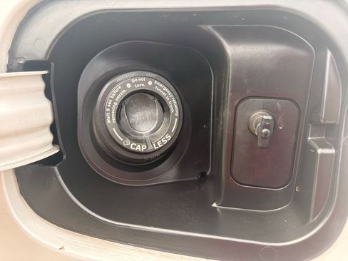 Certified 2025 Honda Pilot EX-L image 36