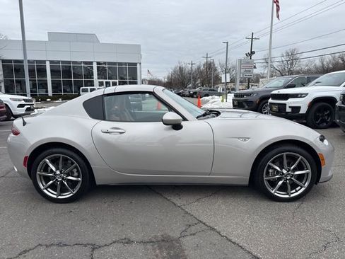 Used 2022 MAZDA MX-5 Miata RF Grand Touring image 18