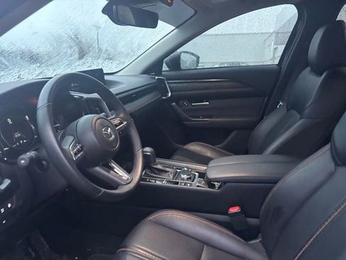 Used 2025 MAZDA CX-50 AWD 2.5 Hybrid w/ Premium Pkg image 10