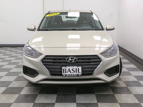 Used 2018 Hyundai Accent SE FWD image 3