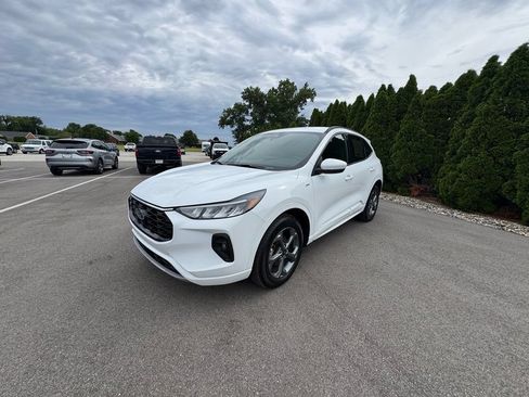 Used 2023 Ford Escape ST-Line Select w/ Class II Trailer Tow Package AWD/4WD image 36