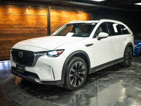 Used 2024 MAZDA CX-90 Plug-In Hybrid w/ Premium Plus AWD/4WD image 2