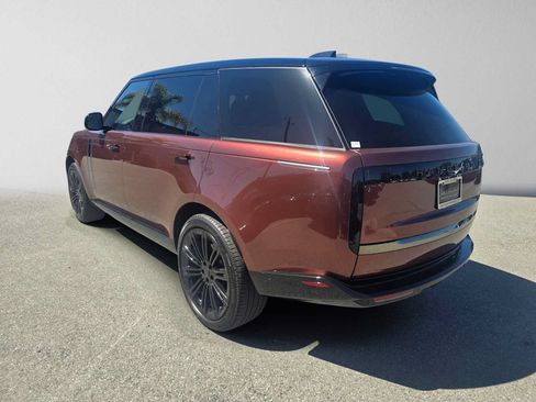 New 2026 Land Rover Range Rover SV AWD/4WD image 3