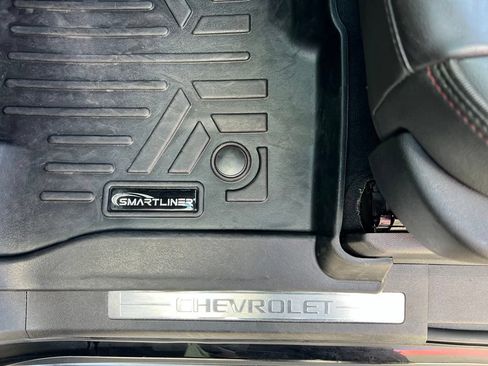 Used 2023 Chevrolet Suburban RST w/ Luxury Package AWD/4WD image 34