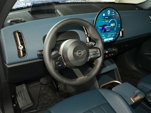 Used 2025 MINI Cooper Countryman S AWD/4WD image 2