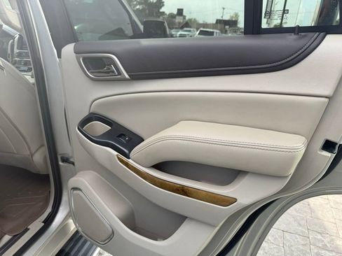 Used 2017 GMC Yukon Denali w/ Open Road Package RWD image 24