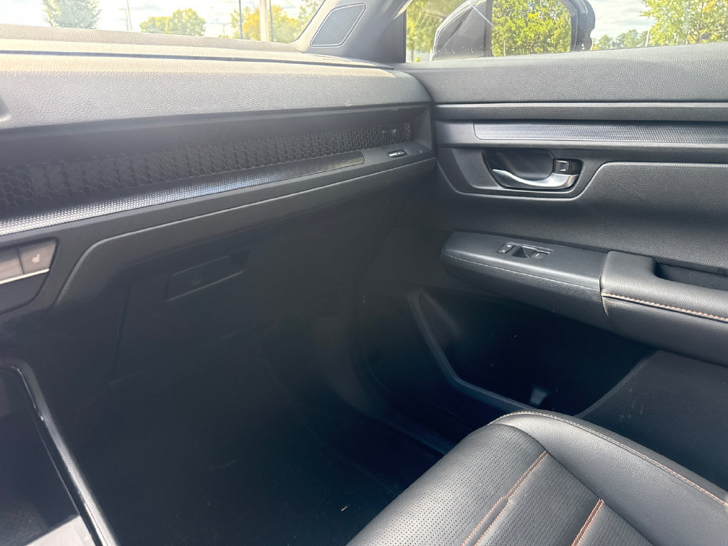 Certified 2025 Honda CR-V Sport-L image 18