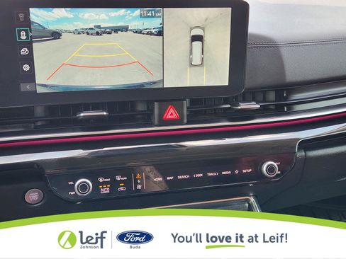 Used 2025 Kia Carnival SX Prestige FWD image 27