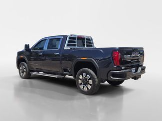 Used 2025 GMC Sierra 2500 Denali w/ Max Trailering Package AWD/4WD video 3